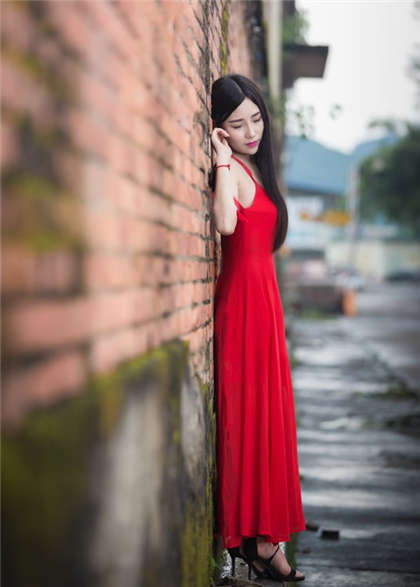 三个洞满了-小黄文污到下面湿污到你湿到透_酥糖齿轮