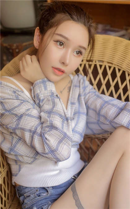 黑人挺进她的体内-﻿我被校草扯奶罩摸下面_酥糖齿轮