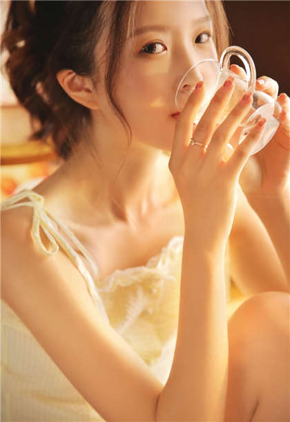 粗欲乱-公车地铁高h张婷婷_酥糖齿轮