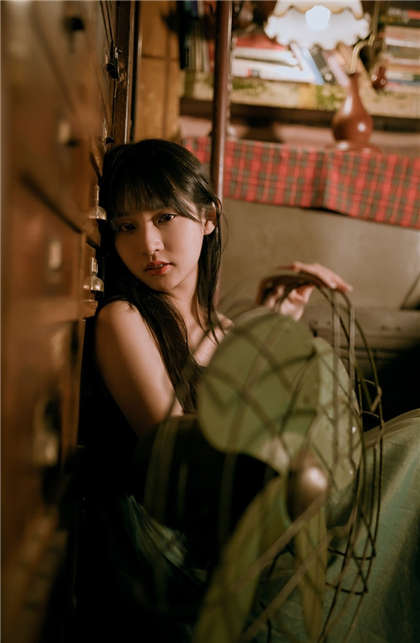 很黄很肉很刺激的短文-所有跟我讲他的性爱史的_酥糖齿轮