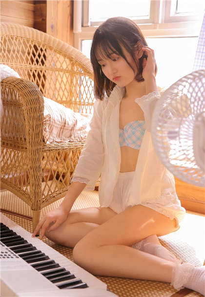 特别污的污小说片段-在公车上拨开内裤进入_酥糖齿轮