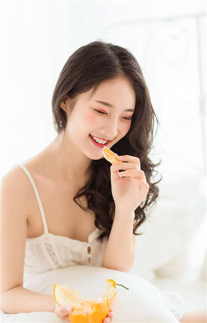 浪妇教师杨雪全文在线阅读-老师别放东西在里面好涨_酥糖齿轮