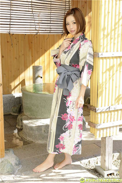 被窝里的公息第十三章-啊用力的再深点啊作爱_酥糖齿轮