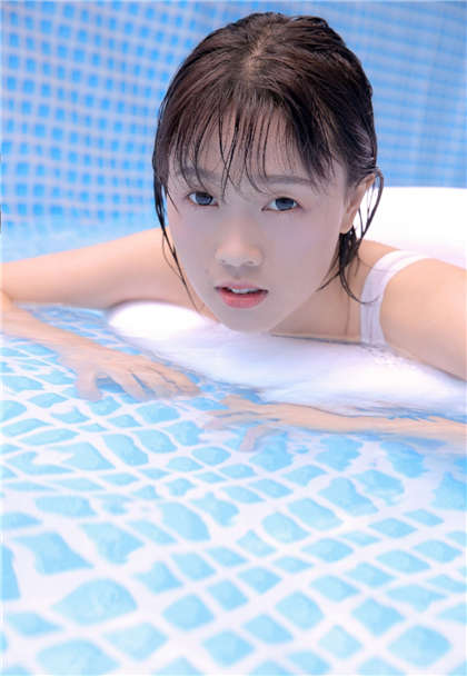 肉肉男女文-邻家小妹三个老汉一起弄我小说_酥糖齿轮