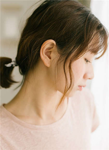 嗯啊好舒服用力-他揉我胸揉得我湿了_酥糖齿轮