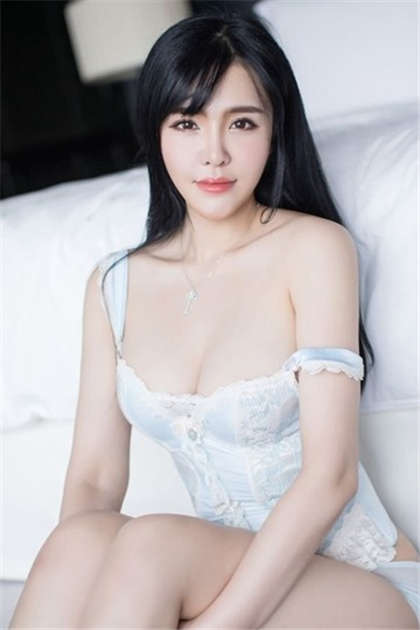 黄色小文-老汉嫖娼警察扶下床_酥糖齿轮