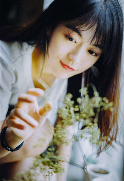 污到湿透的文-她被小鲜肉勾引不可自拔_酥糖齿轮