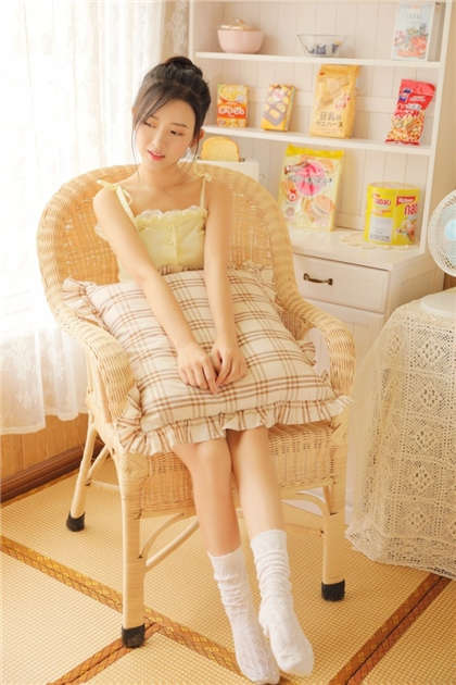 我和白洁-女友一家大锅烩_酥糖齿轮