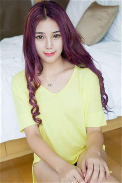 公交车上轮流-大掌附上她胸前的红梅_酥糖齿轮