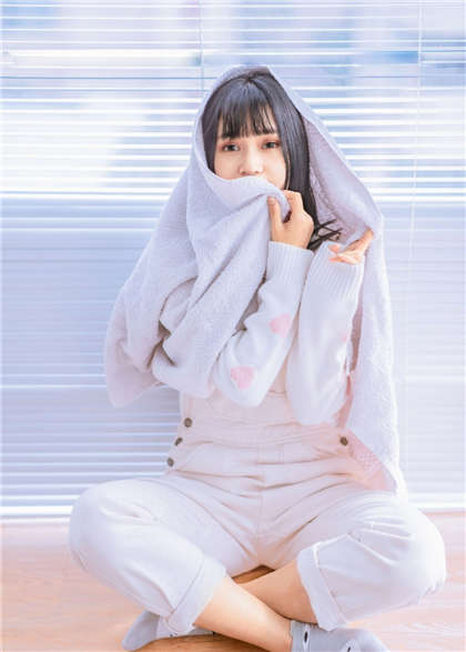 民工抚摸-老公弄的不能走路_酥糖齿轮