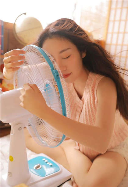 很肉很污很黄的文章全文-男人和女人一起做人爱_酥糖齿轮