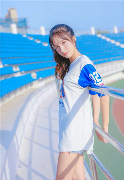 肉情节描写细致的小说片段-王俊凯易烊千玺肉污小说_酥糖齿轮