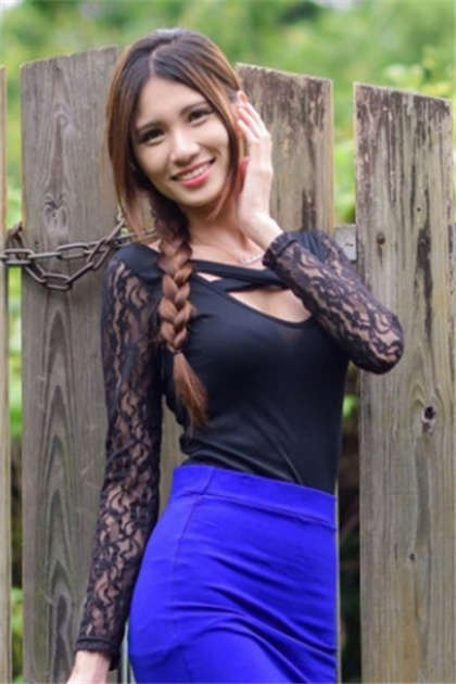 美女丝袜H文-肉肉细节描写详细的小说_酥糖齿轮