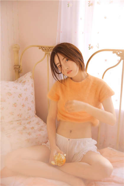 想要快点啊-老师躺在沙发上让我插_酥糖齿轮