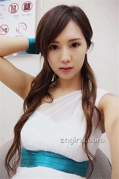 描写性爱的段子-和老师在教室里污污污_酥糖齿轮