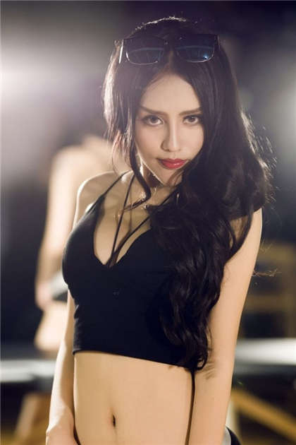 操到尿了的污文-污到你下面流可不黄车_酥糖齿轮