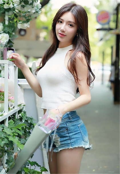 大尺寸的小黄-校花女友是老师的亵玩_酥糖齿轮