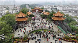 宝马宣布全球首辆搭载全固态电池的BMW i7测试车型启动道路实测