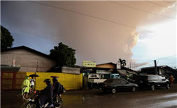 A股回暖！国防军工强势崛起，512810放量豪涨3.78%！阿里千问点火，港股AI率先反攻，金融科技午后发力