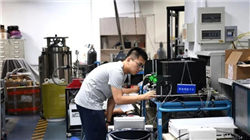 香港恒生指数收涨0.4% 恒生科技指数跌0.93%