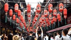 2026年开市即爆！卫星互联网板块领涨，多股周内涨幅突破40％